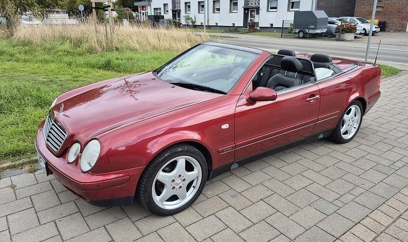 Rot Gebraucht 1999 Mercedes CLK200 Elegance Cabrio | 6.500 € (Fairer Preis) - Bild 1/4