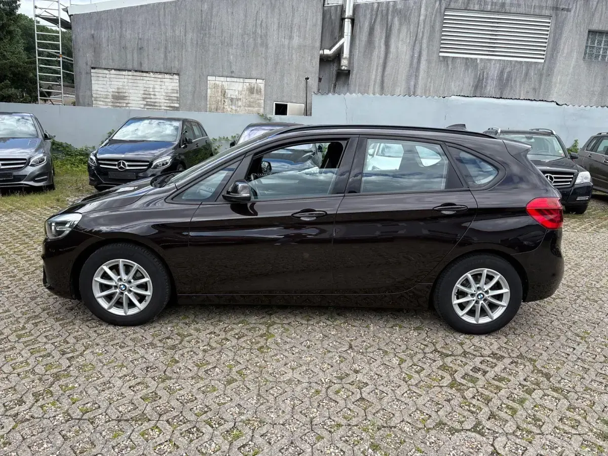 Gebraucht BMW 216 Advantage 116 PS (85 kW) 2017 Braun Kombi