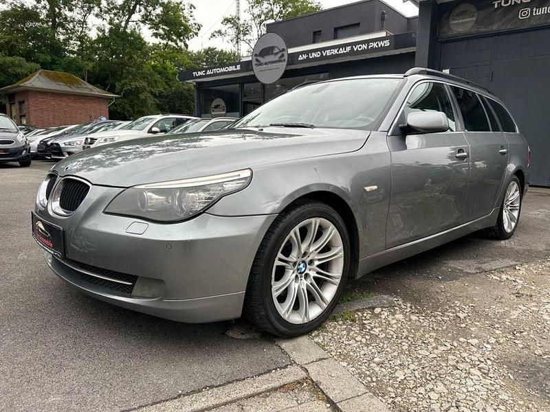 Grau Gebraucht 2009 BMW 520 Sport Line Kombi | 3.200 € (Guter Preis) - Bild 1/4