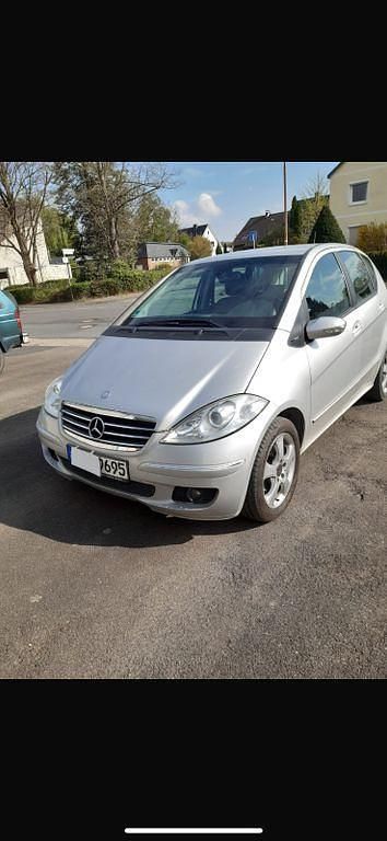 Silber Gebraucht 2007 Mercedes A150 Elegance Van / Kleinbus | 2.200 € (Fairer Preis) - Bild 1/4