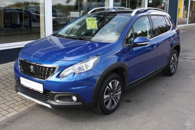 Blau Gebraucht 2019 Peugeot 2008 Allure SUV | 11.890 € (Guter Preis) - Bild 1/4