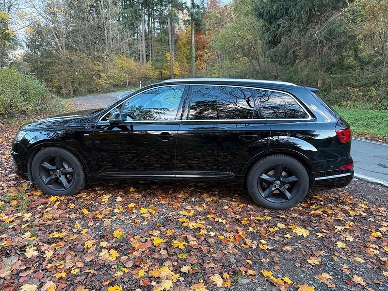 Gebraucht Audi Q7 272 PS (200 kW) 2017 Schwarz SUV