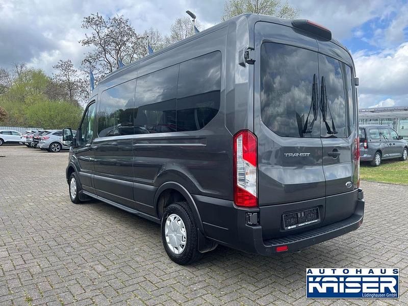 Gebraucht Ford Transit Trend 131 PS (96 kW) 2020 Grau Kombi