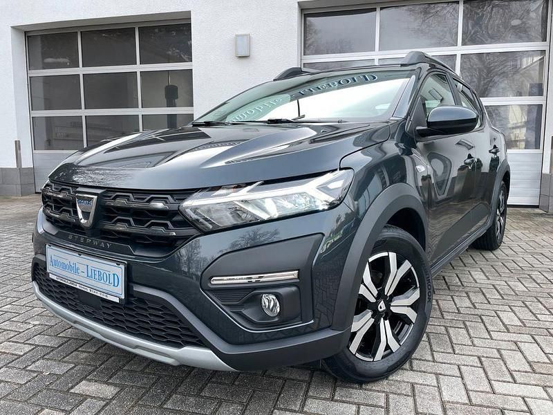 Gebraucht Dacia Sandero Stepway 91 PS (66 kW) 2021 Grau SUV
