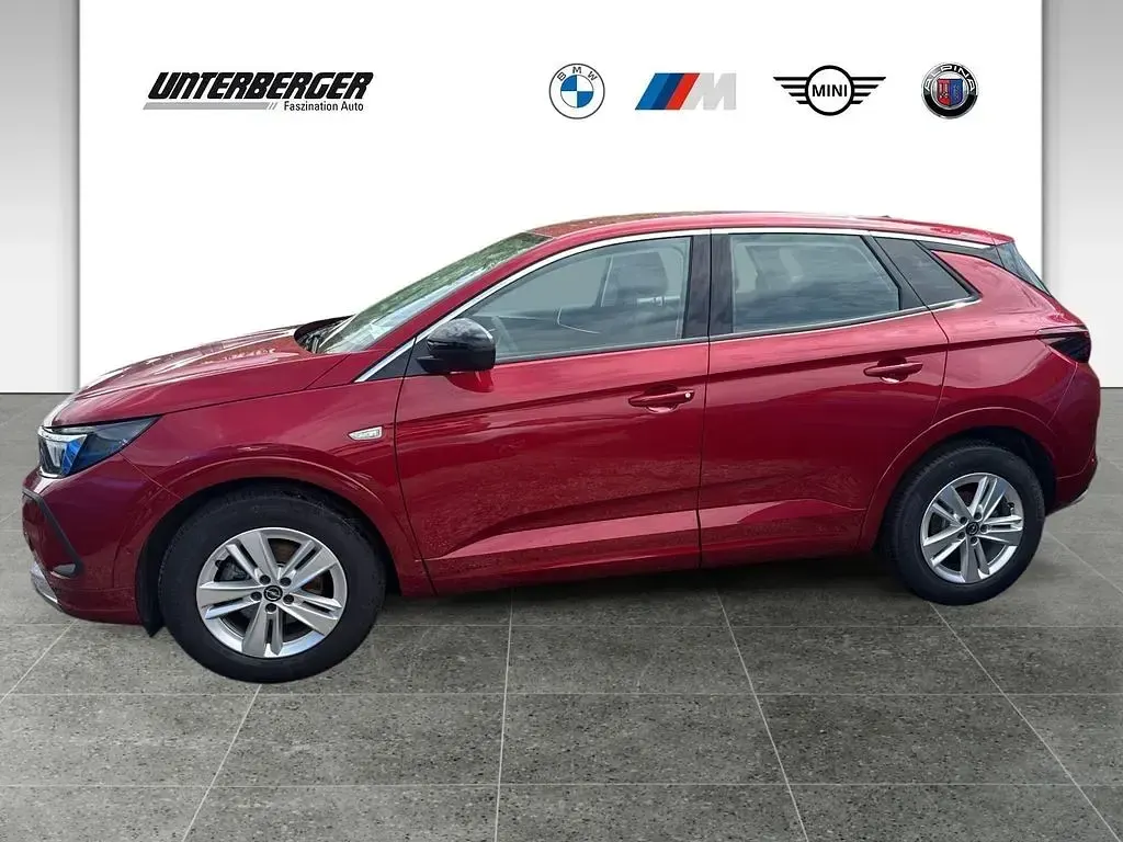 Gebraucht Opel Grandland X Enjoy 131 PS (96 kW) 2024 Lackierung bright red/ klarlac SUV