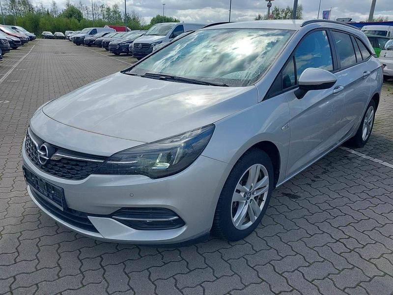 Argon silber/ice silver (m2) (metallic) Gebraucht 2020 Opel Astra Edition Kombi | 15.000 € (Teuer) - Bild 1/4