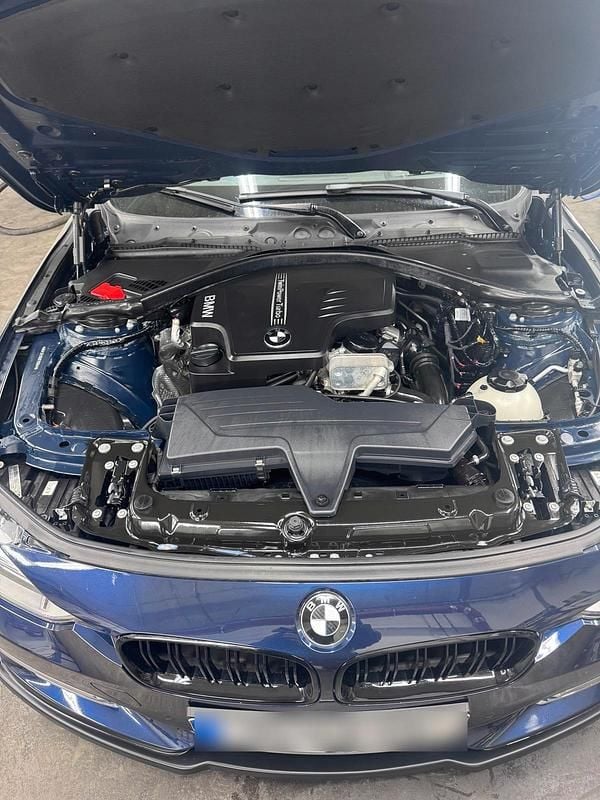 Gebraucht BMW 328 245 PS (180 kW) 2011 Schwarz Limousine