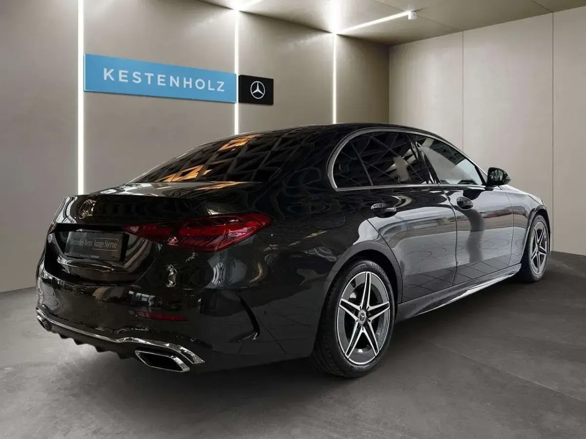 Gebraucht Mercedes C200 Sport 204 PS (150 kW) 2023 Grau Limousine