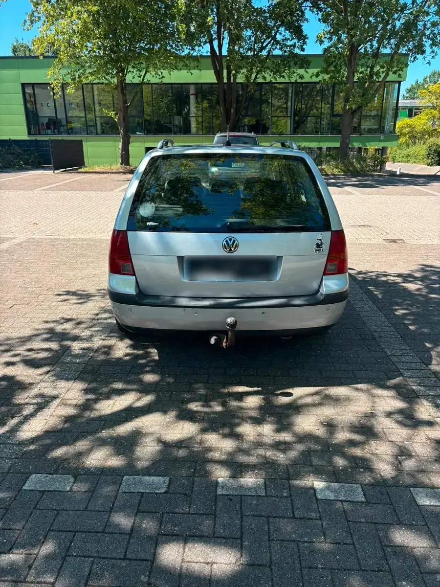 Gebraucht VW Golf IV 101 PS (74 kW) 2006 Silber Kombi