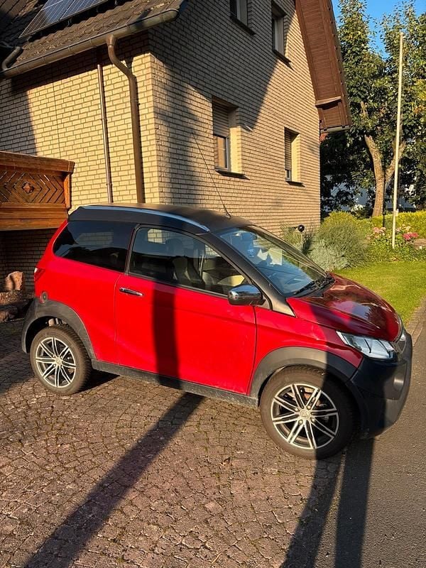 Rot Gebraucht 2017 Aixam Crossline | 8.250 € - Bild 1/4