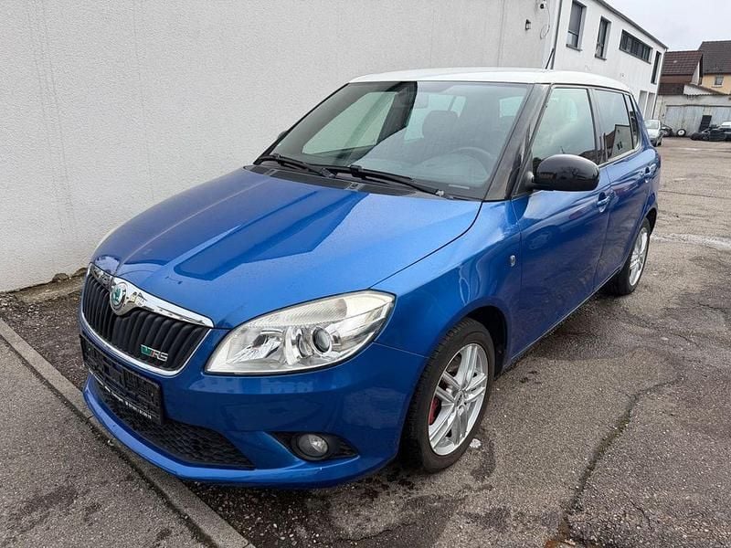 Gebraucht Skoda Fabia RS 179 PS (131 kW) 2010 Blau Limousine