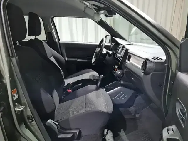 Gebraucht Suzuki Ignis Comfort+ 90 PS (66 kW) 2024 Grün, tough khaki metallic SUV