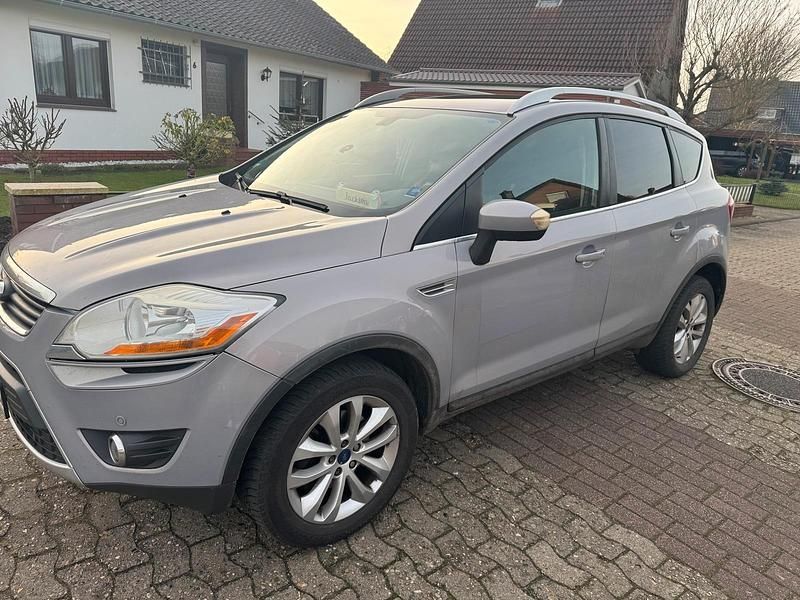 Grün Gebraucht 2011 Ford Kuga SUV | 5.750 € (Fairer Preis) - Bild 1/4
