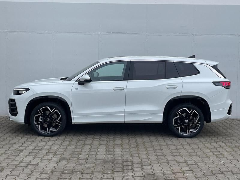Gebraucht VW Tayron R-line 193 PS (141 kW) 2025 Pure white SUV