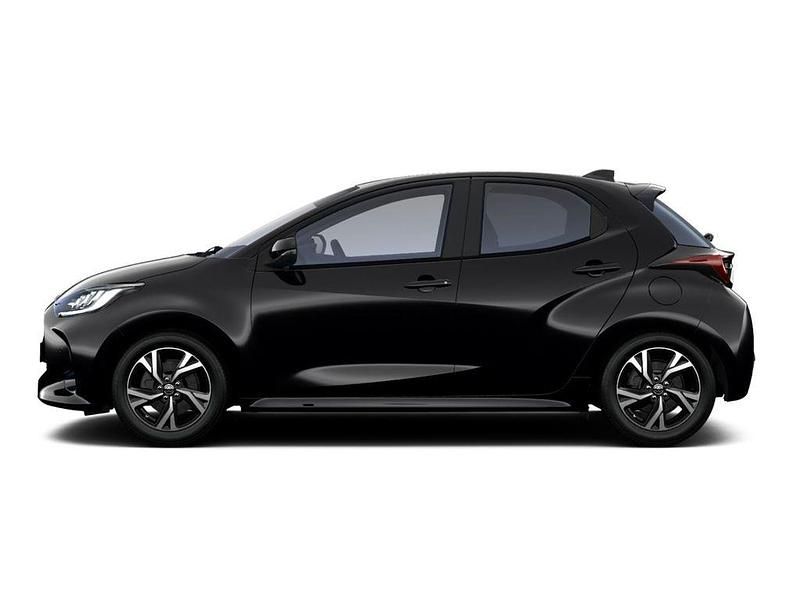 Neu Toyota Yaris Hybrid 116 PS (85 kW) 2025 Schwarz Kleinwagen