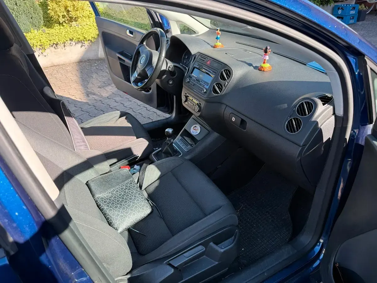 Gebraucht VW Golf VI 122 PS (89 kW) 2011 Blau Kleinwagen