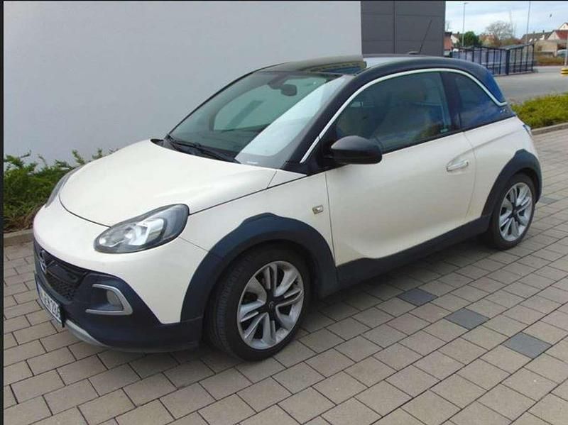 Gebraucht Opel Adam Rocks 101 PS (74 kW) 2017 Weiß Kleinwagen