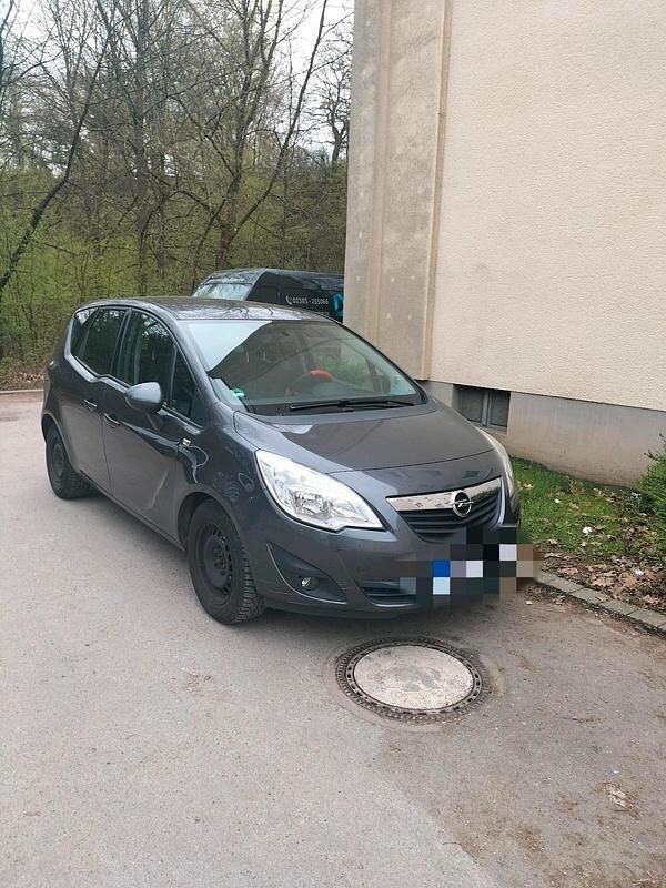 Gebraucht Opel Meriva 101 PS (74 kW) 2011 Grau Van / Kleinbus