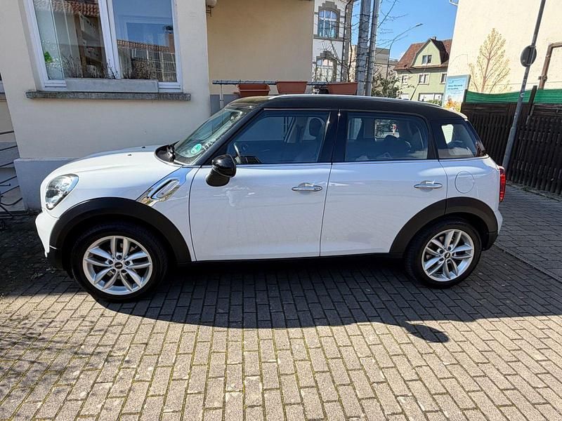 Gebraucht Mini Cooper 122 PS (89 kW) 2014 Weiß Kleinwagen