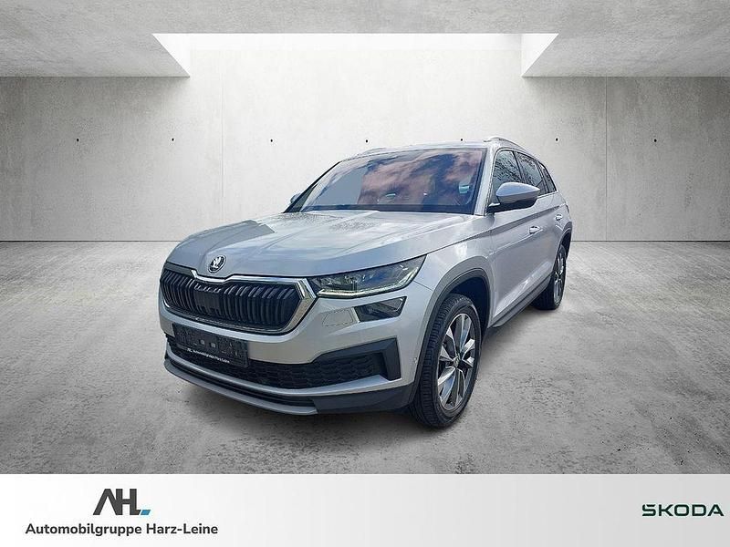 Silber Gebraucht 2022 Skoda Kodiaq Tour SUV | 27.878 € (Fairer Preis) - Bild 1/4