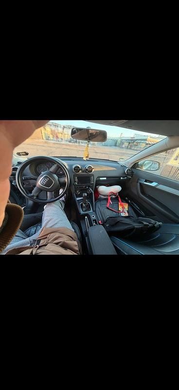 Gebraucht Audi A3 140 PS (102 kW) 2010 Blau Kleinwagen