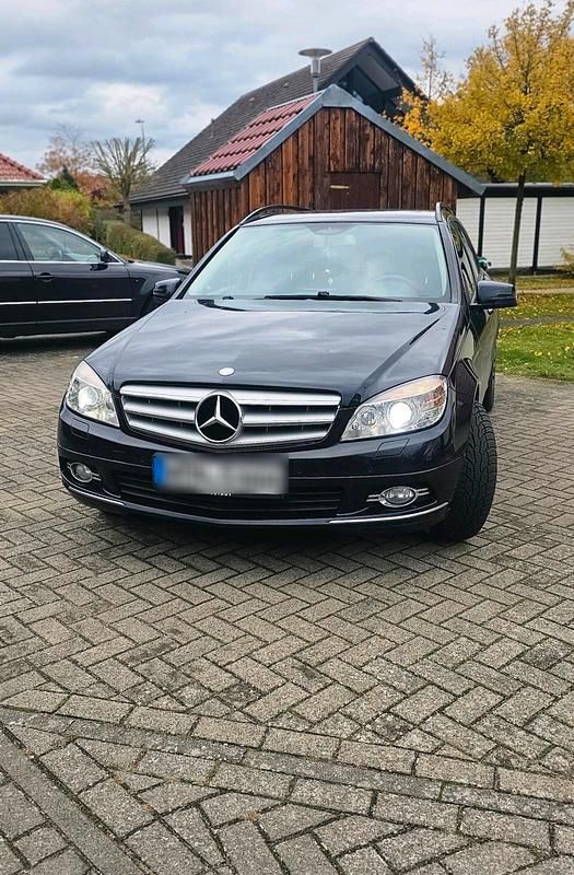 Blau Gebraucht 2010 Mercedes C220 Kombi | 5.100 € (Guter Preis) - Bild 1/4