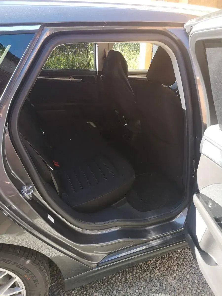 Gebraucht Ford Mondeo Titanium 162 PS (119 kW) 2017 Grau Kombi