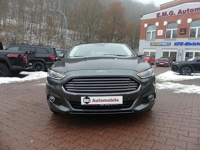 Gebraucht Ford Mondeo 160 PS (117 kW) 2017 Grau Limousine
