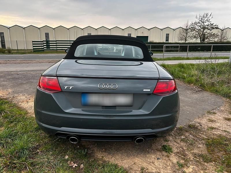 Gebraucht Audi TT Roadster S-Line 184 PS (135 kW) 2017 Grau Cabrio