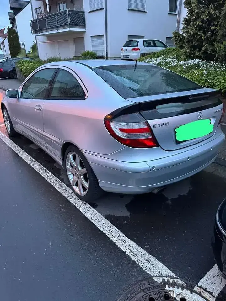 Gebraucht Mercedes C180 143 PS (105 kW) 2004 Coupé