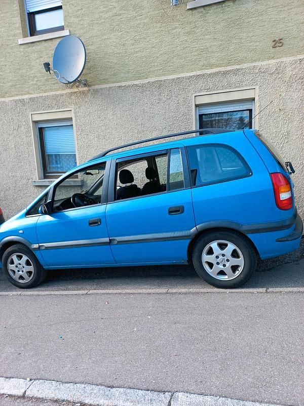 Gebraucht Opel Zafira 2001 Blau Van / Kleinbus