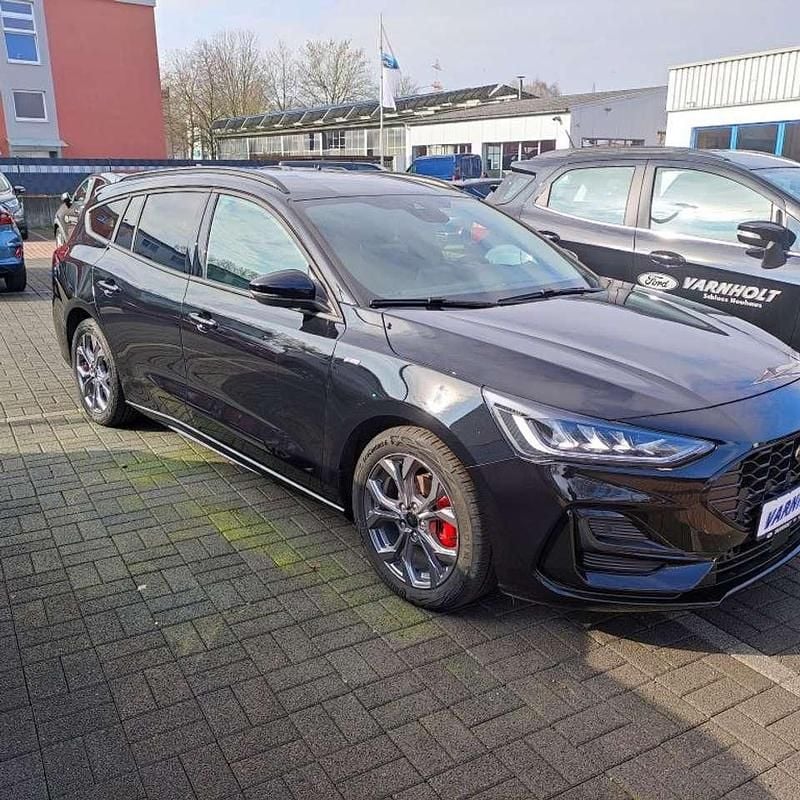 Usata Ford Focus ST-Line 125 CV (91 kW) 2024 Nero Station wagon