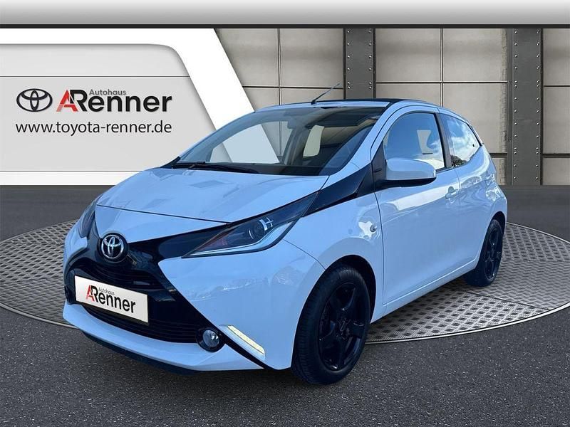 Gebraucht Toyota Aygo X-wave 69 PS (50 kW) 2017 Weiß Kleinwagen