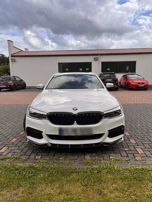 Gebraucht BMW 530 265 PS (194 kW) 2020 Weiß Limousine