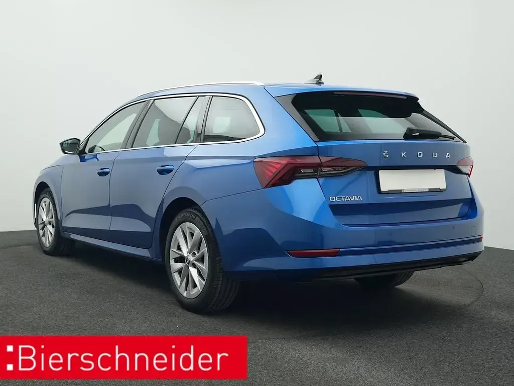 Gebraucht Skoda Octavia Style 150 PS (110 kW) 2023 Blau Kombi
