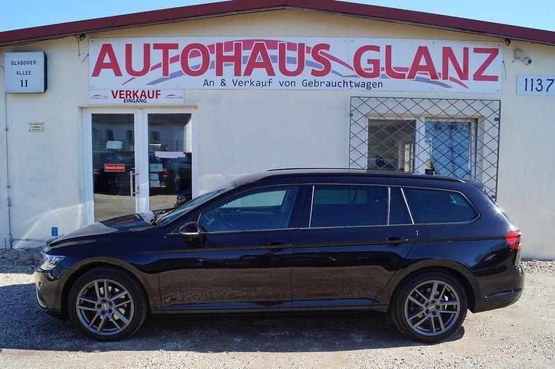 Gebraucht VW Passat 150 PS (110 kW) 2021 Schwarz Kombi