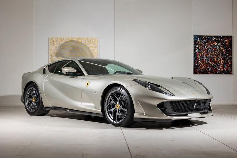 Gold Gebraucht 2020 Ferrari 812 | 367.710 € - Bild 1/4