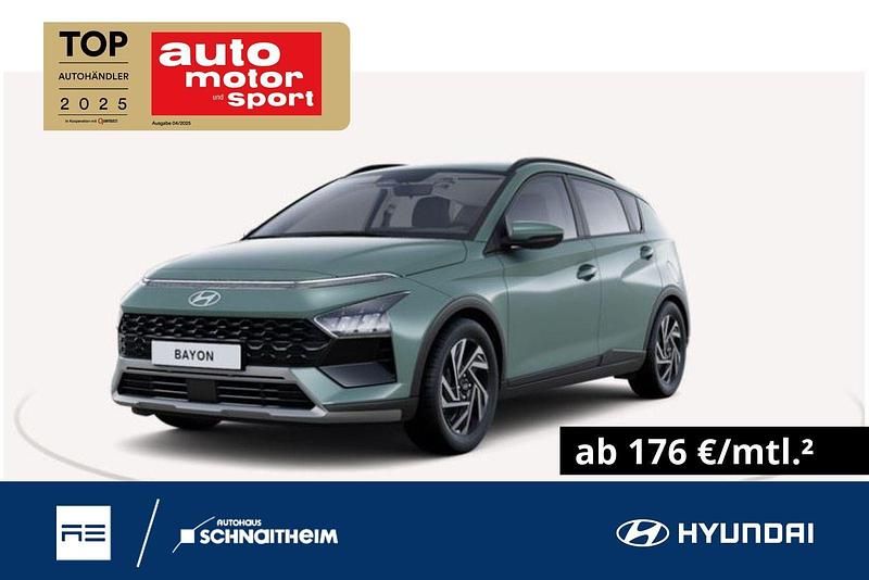 Mangrove green (mg2) Gebraucht 2024 Hyundai Bayon Trend SUV | 19.990 € (Guter Preis) - Bild 1/3