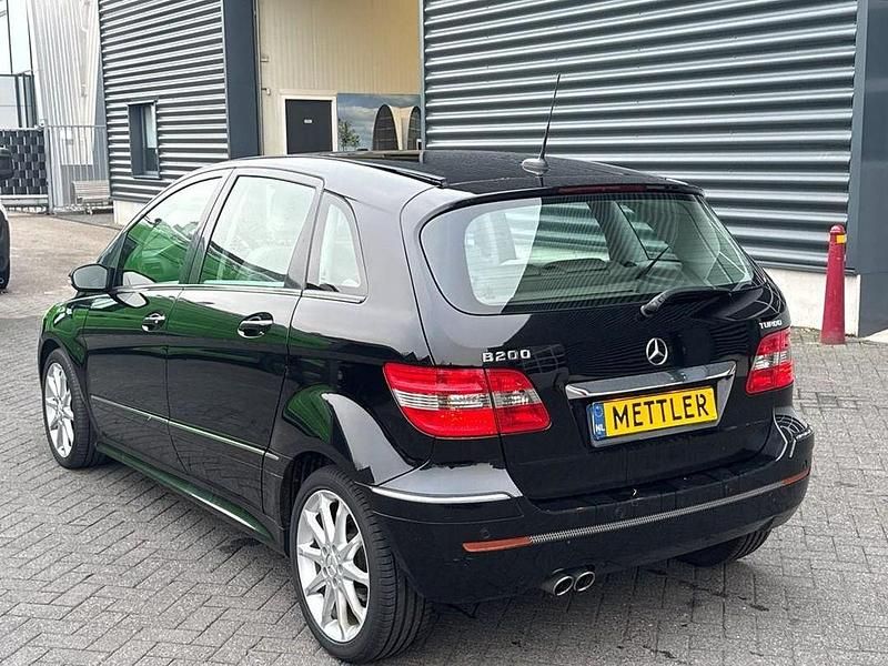 Gebraucht Mercedes B200 193 PS (141 kW) 2005 Schwarz Van / Kleinbus