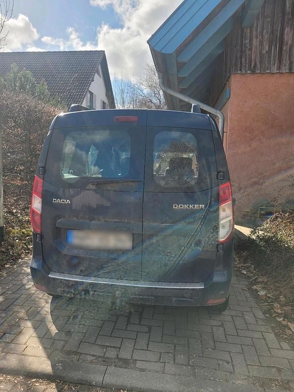 Gebraucht Dacia Dokker 105 PS (77 kW) 2019 Blau Van / Kleinbus