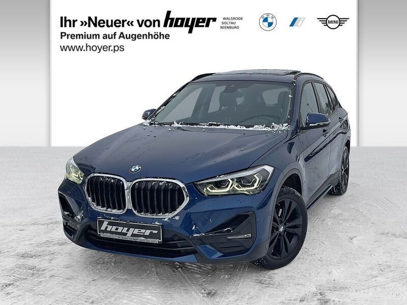 Phytonicblau Gebraucht 2021 BMW X1 Sport Line SUV | 20.890 € (Guter Preis) - Bild 1/4