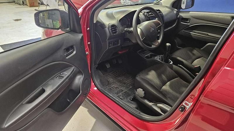 Usado Mitsubishi Space Star Plus 71 HP (52 kW) 2022 Vermelho Citadino