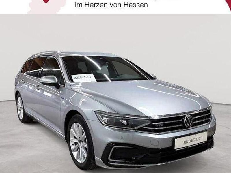 Gebraucht VW Passat GTE 156 PS (114 kW) 2021 Pyritsilber metallic Kombi