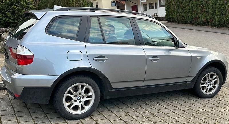 Grau Gebraucht 2007 BMW X3 SUV | 8.590 € (Teuer) - Bild 1/4