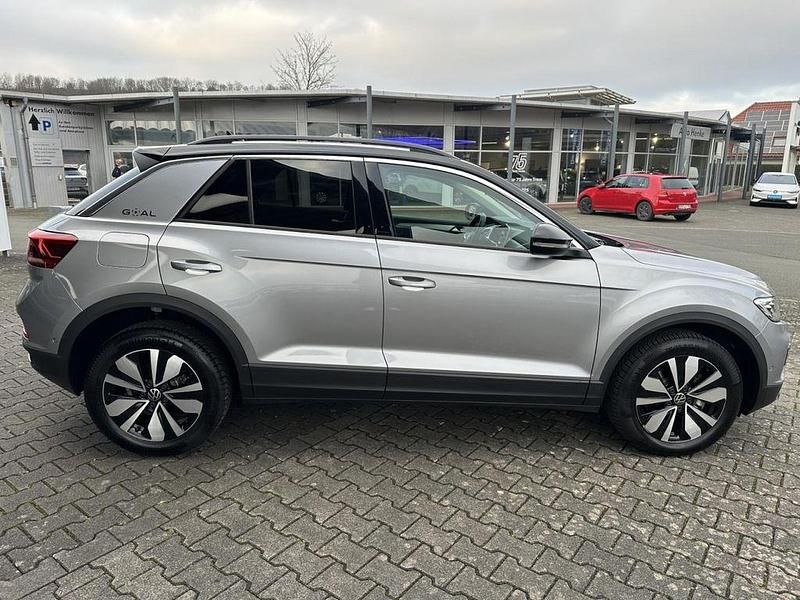 Gebraucht 2025 VW T-Roc Goal 150 PS SUV – 33142 Büren (Händler) – 28. ...