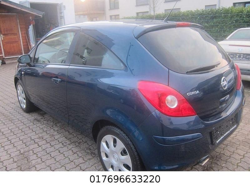 Gebraucht Opel Corsa Energy 87 PS (63 kW) 2014 Blau Limousine