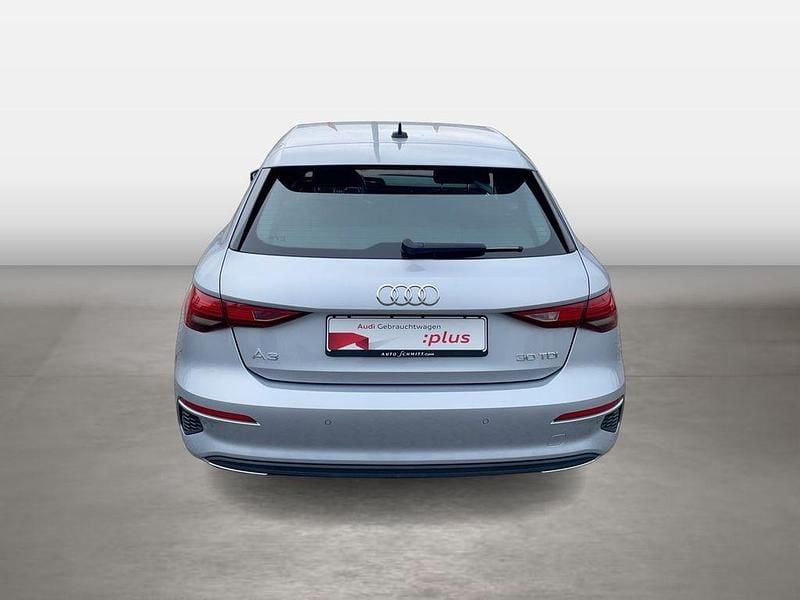 Gebraucht Audi A3 Ambiente 116 PS (85 kW) 2021 Florettsilber metallic Limousine
