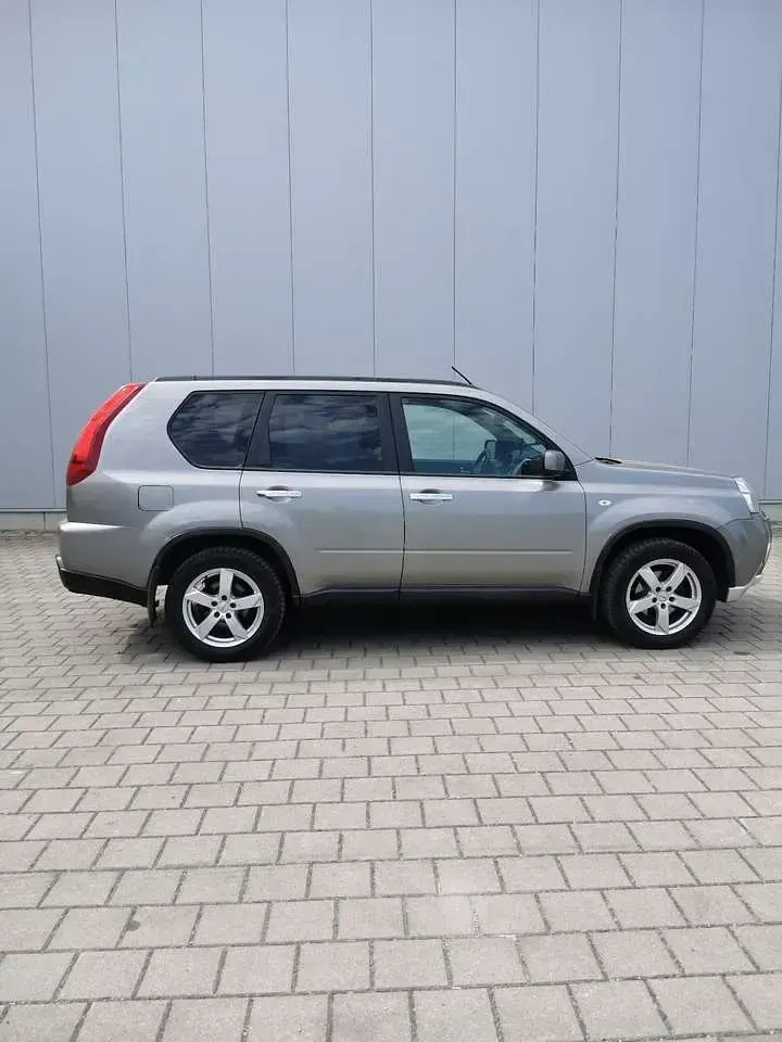 Gebraucht Nissan X-Trail XE 150 PS (110 kW) 2012 Grau SUV