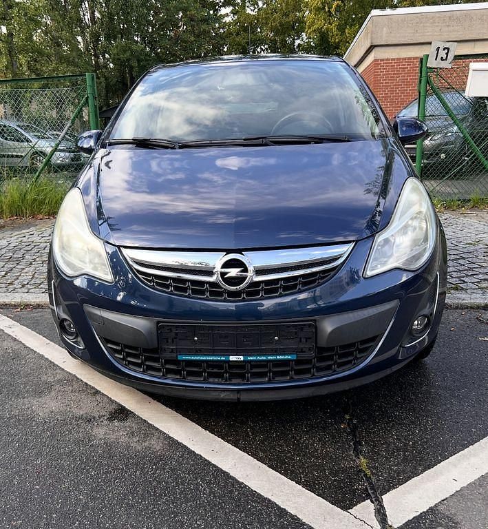 Gebraucht Opel Corsa Selection 87 PS (63 kW) 2011 Blau Kleinwagen