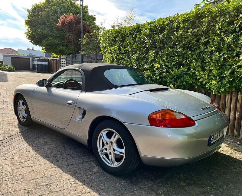 Second-hand Porsche Boxster 204 CP (150 kW) 1997 Argintiu Cabrio
